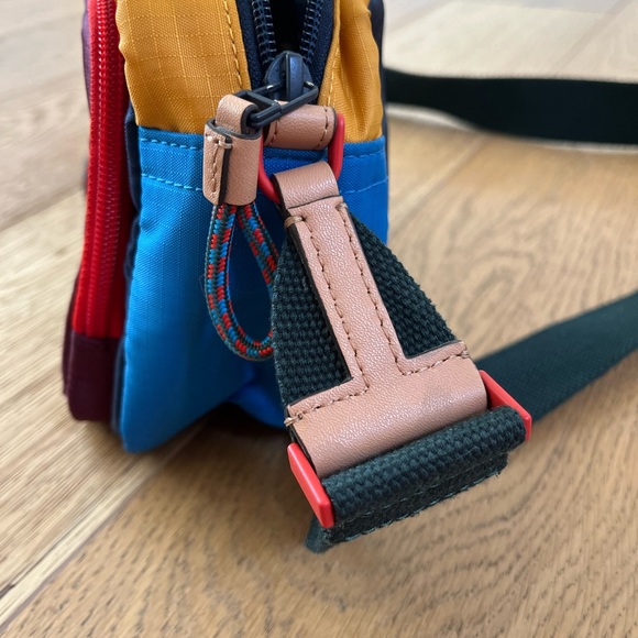 Tory Burch Ripstop crossbody - Picture 8 of 10